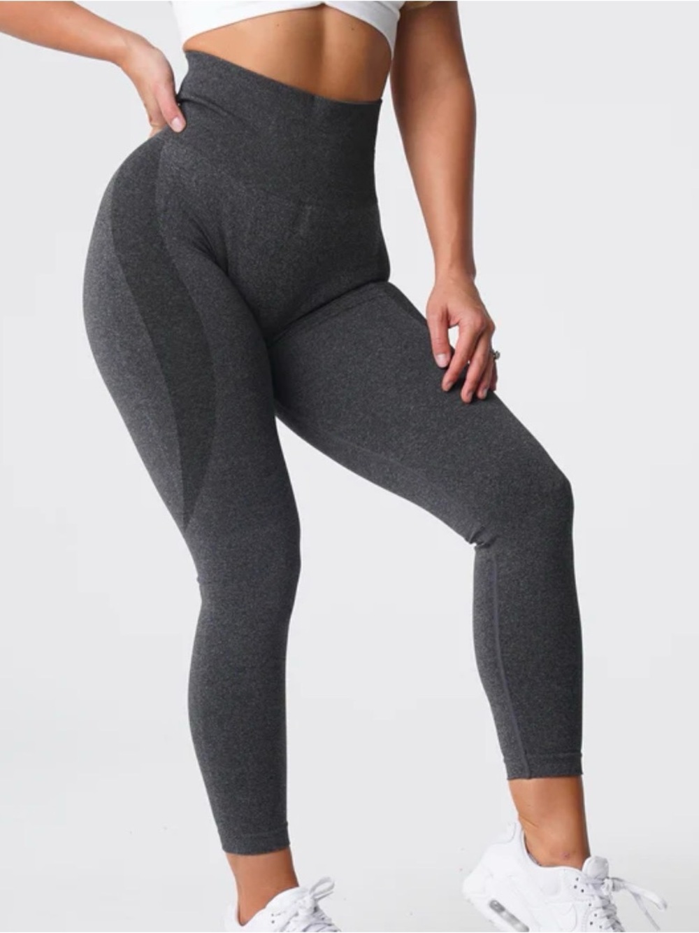 NVGTN Contour Seamless Leggings ~ Medium ~ Black Speckled